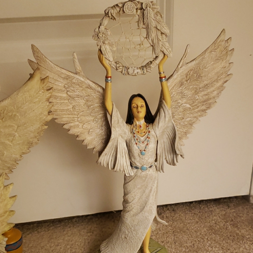 5 Bradford exchange American Indian Statues